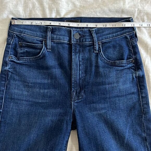 MOTHER The Rascal Ankle Snippet Straight Leg Raw Hem Mid Rise Dark Wash Size 26 - Picture 8 of 13